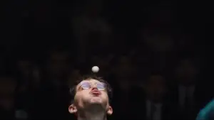 Задник до фильму"Марті Супрім. Геній комбінацій" #508383