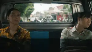 Задник до фильму"Ayah, Ini Arahnya Ke Mana, Ya?" #796698