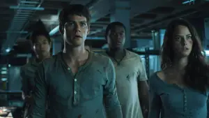 Задник до фильму"Той, що біжить лабіринтом: Випробування вогнем" #806445