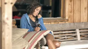 Задник до фильму"Маленькі секрети" #238003