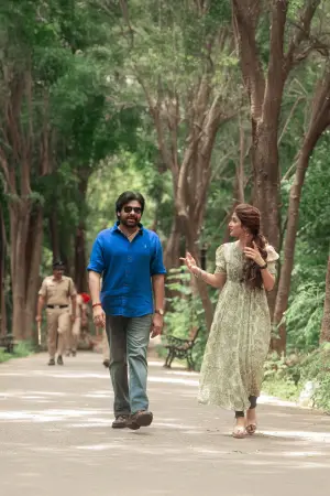 Постер до фильму"ఉస్తాద్ భగత్ సింగ్" #765631