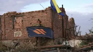 Задник до фильму"2000 метрів до Андріївки" #539432