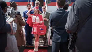 Задник до фильму"Стюардеса Наташа рятує Мону Лізу" #636123