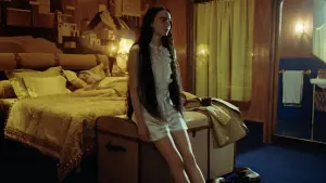 Задник до фильму"Бідолашні створіння" #160920