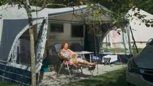 Задник до фильму"Le camping, un siècle de bonheur français" #929542