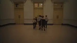 Задник до фильму"Danur: The Last Chapter" #761861