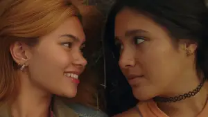 Задник до фильму"Дівчата люблять дівчат" #813140