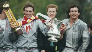 Задник до фильму"Kenny Dalglish" #810512