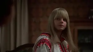 Відео до фільму Дівчинка, що живе в кінці провулка | The Little Girl Who Lives Down the Lane - Radio Spots