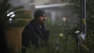 Задник до фильму"Ціна безпеки" #432253