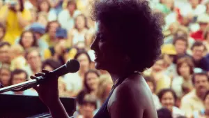 Задник до фильму"Janis Ian: Breaking Silence" #806240