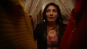 Задник до фильму"Sam Wants Her Sweater Back" #778086