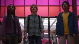 Задник до фильму"A Hero