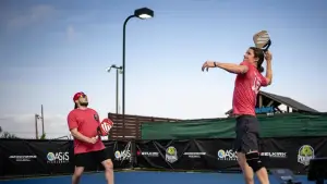 Задник до фильму"Pickleball" #926425