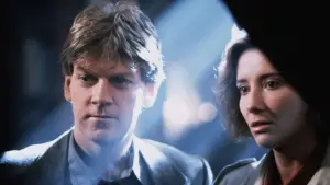 Задник до фильму"Померти знову" #791562