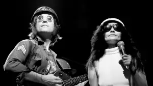 Задник до фильму"Power to the People: John & Yoko Live in NYC" #797400