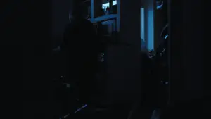 Задник до фильму"Henri" #802568