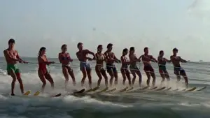 Задник до фильму"Щелепи 3" #699257