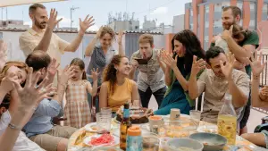 Задник до фильму"Глуха" #599596