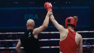 Задник до фильму"La Danse des renards" #770525