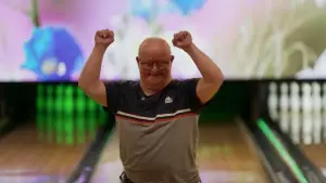 Задник до фильму"Une Place pour Eux ? Vieillir avec la Trisomie 21" #779226