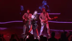 Задник до фильму"Вулиці у вогні" #254721