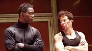 Задник до фильму"Ласкаво просимо до Коллінвуду" #433299