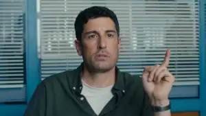 Задник до фильму"Untitled Home Invasion Romance" #802319