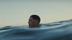 Задник до фильму"The Heart Is a Muscle" #771403