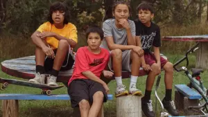 Задник до фильму"Бойова конячка" #410664