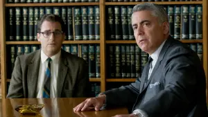 Задник до фильму"Серйозна людина" #265999