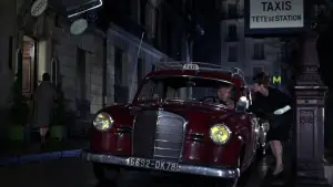 Задник до фильму"Шарада" #723037