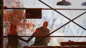 Задник до фильму"Довгий день мандрує в ніч" #362652