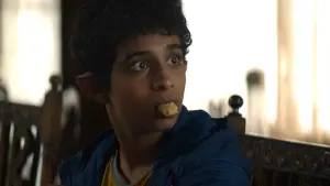 Задник до фильму"A Hero