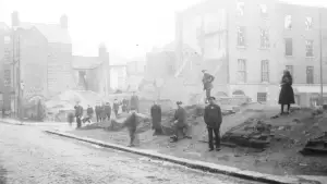 Задник до фильму"We Only Want the Earth" #777216