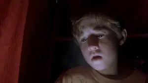 Задник до фильму"Шосте відчуття" #581983