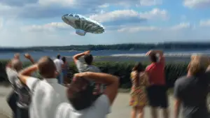 Задник до фильму"Фіаско: Хлопчик на повітряній кулі" #675744