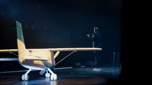 Задник до фильму"جون أشقر: عم جرّب" #845124