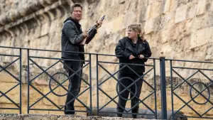 Задник до фильму"Цілком таємно" #643097