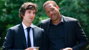 Задник до фильму"Любов живе три роки" #475003