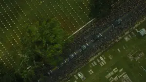 Задник до фильму"Залізний кіготь" #695271