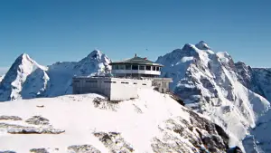 Задник до фильму"007: На секретній службі Її Величності" #653785