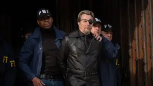 Задник до фильму"Кур’єр" #310266