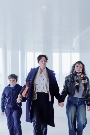 Постер до фильму"Ми вам віримо" #779436