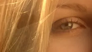 Задник до фильму"Цнотливі самогубиці" #240228