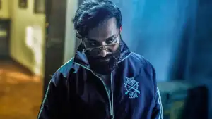 Задник до фильму"റൈഫിൾ ക്ലബ്ബ്" #884289
