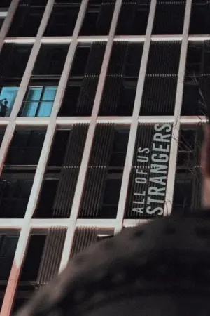 Постер до фильму"Ми всі незнайомці" #189664