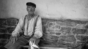 Задник до фильму"Пофарбоване пташеня" #371988