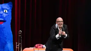Задник до фильму"Harry Hill: New Bits & Greatest Hits" #821187