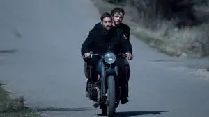 Задник до фильму"Світ здригнеться" #588125